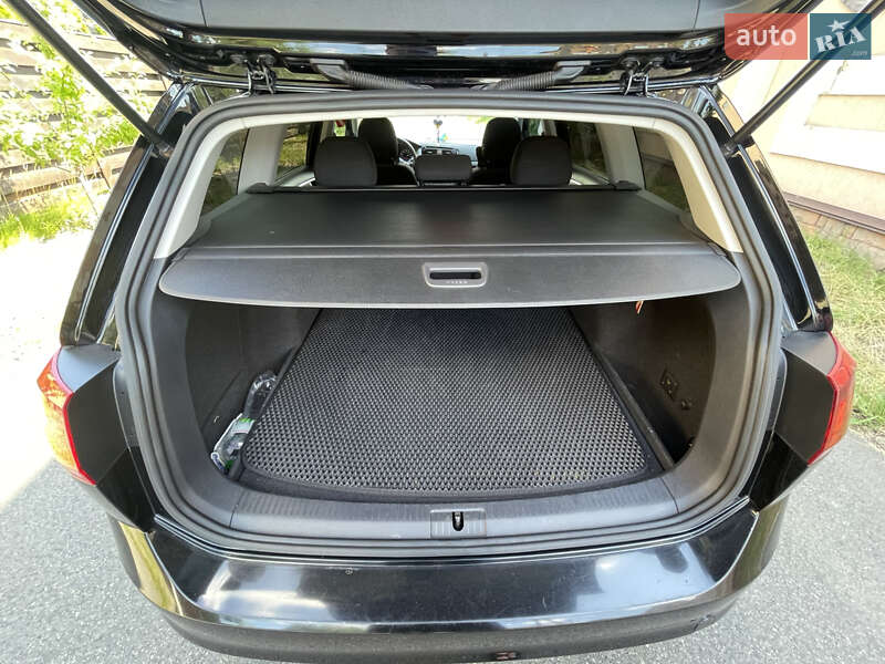 Универсал Volkswagen Golf 2015 в Киеве
