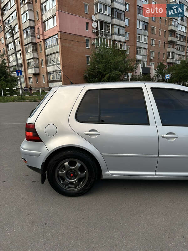 Хэтчбек Volkswagen Golf 1998 в Полтаве