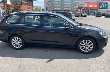 Універсал Volkswagen Golf 2011 в 