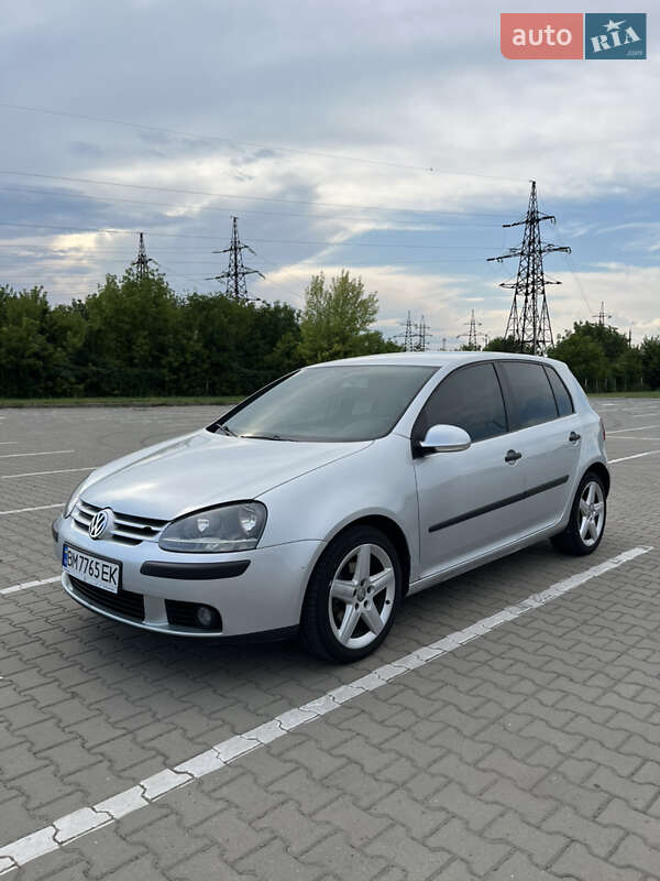 Volkswagen Golf 2004