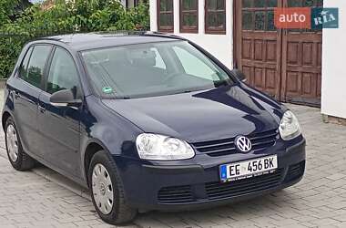 Хетчбек Volkswagen Golf 2009 в Радивиліві