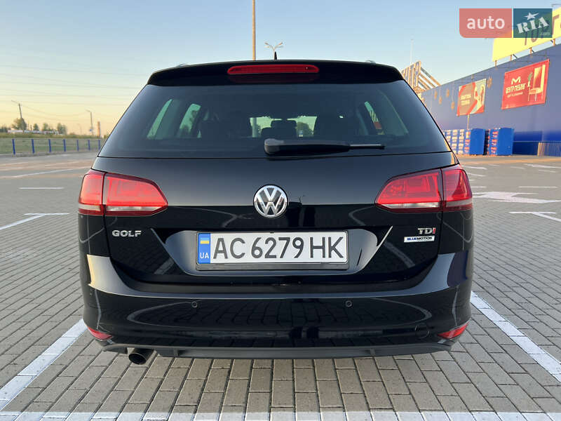 Універсал Volkswagen Golf 2016 в Луцьку
