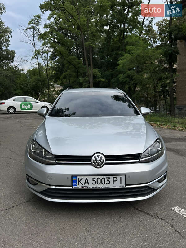 Volkswagen Golf 2020