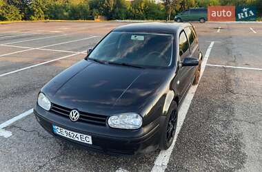 Хэтчбек Volkswagen Golf 2001 в Черновцах