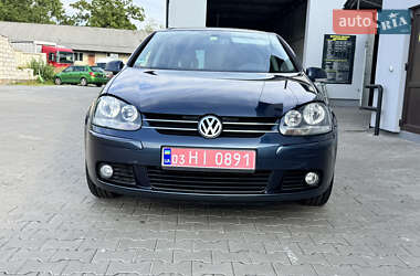 Хетчбек Volkswagen Golf 2008 в Луцьку