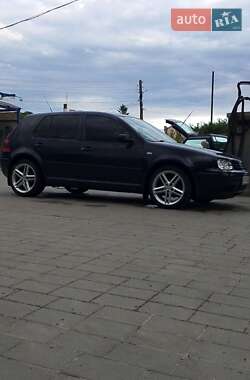 Хетчбек Volkswagen Golf 2000 в Рогатині