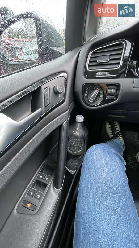 Універсал Volkswagen Golf 2015 в Тернополі