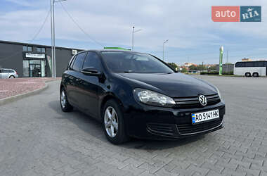 Хетчбек Volkswagen Golf 2010 в Мукачевому