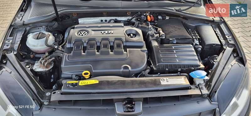 Універсал Volkswagen Golf 2014 в Луцьку