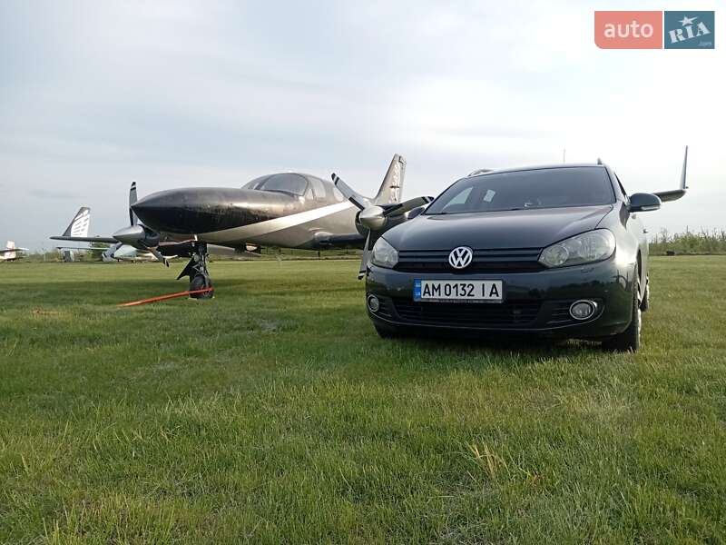 Универсал Volkswagen Golf 2013 в Киеве
