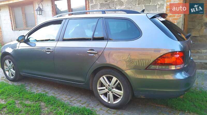 Универсал Volkswagen Golf 2012 в Ахтырке