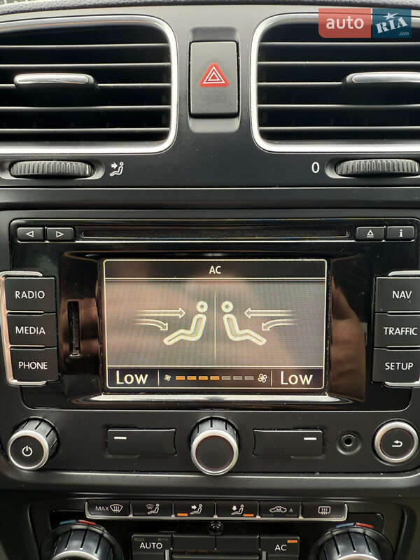 Универсал Volkswagen Golf 2010 в Красилове