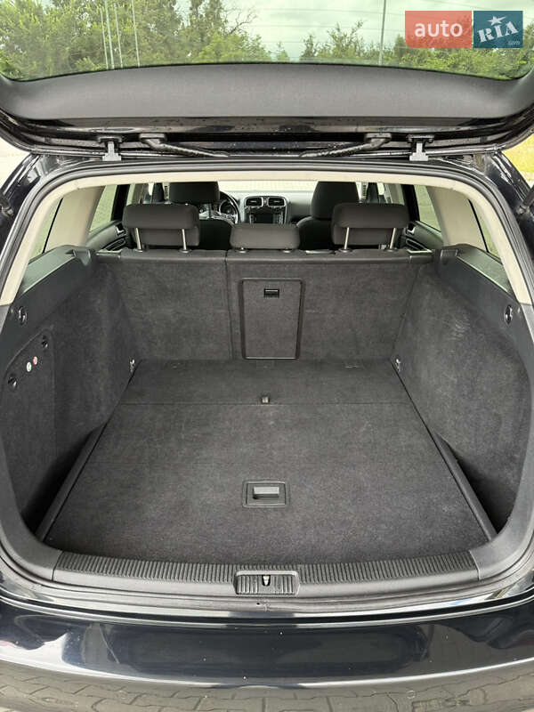 Универсал Volkswagen Golf 2010 в Красилове