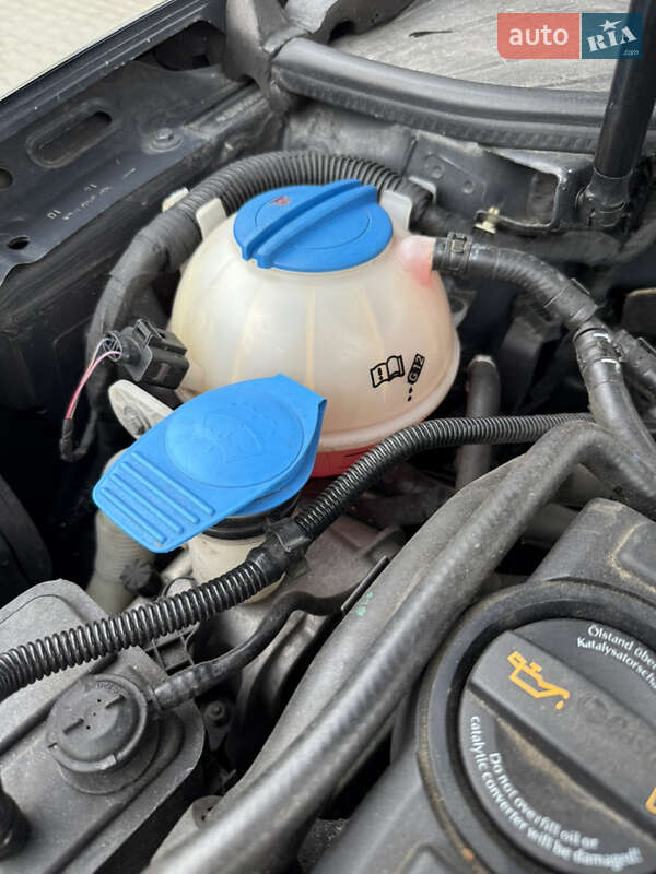 Универсал Volkswagen Golf 2010 в Красилове