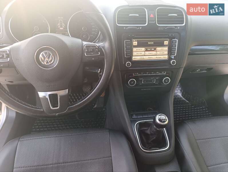 Универсал Volkswagen Golf 2012 в Каменке-Бугской фото 46 Универсал Volkswagen Golf 2012 в Каменке-Бугской