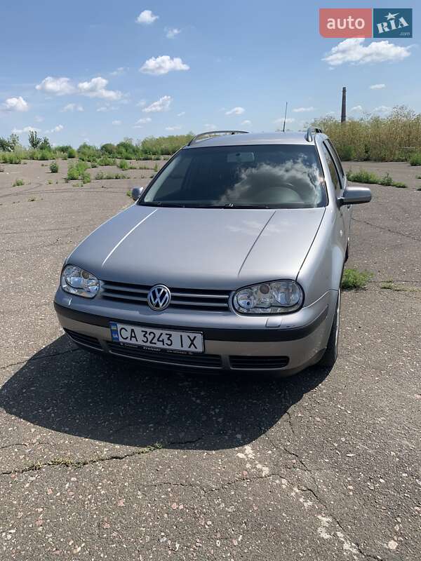 Volkswagen Golf 2005