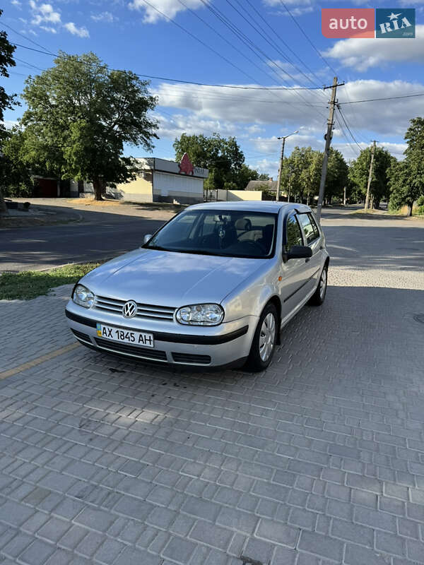 Volkswagen Golf 1998
