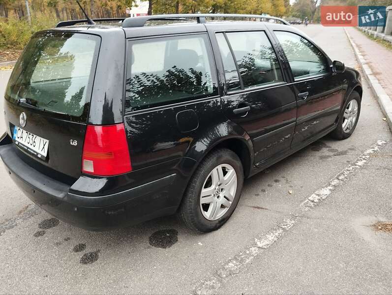 Volkswagen Golf 2002