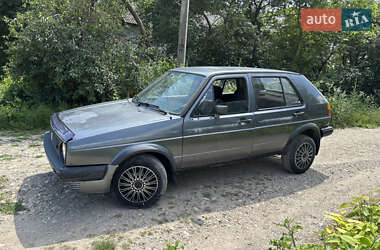 Хэтчбек Volkswagen Golf 1987 в Волочиске