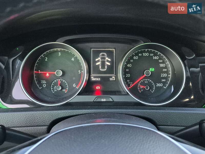 Універсал Volkswagen Golf 2015 в Одесі