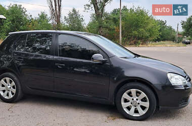 Хэтчбек Volkswagen Golf 2007 в Желтых Водах