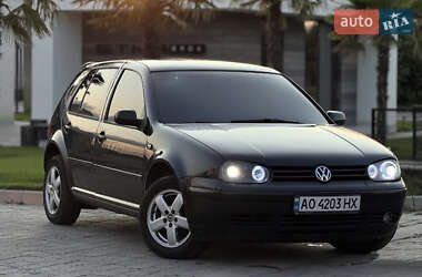 Хэтчбек Volkswagen Golf 2000 в Ужгороде
