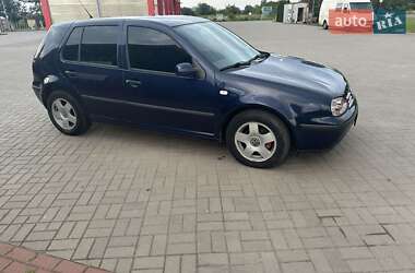 Хэтчбек Volkswagen Golf 1999 в Нововолынске