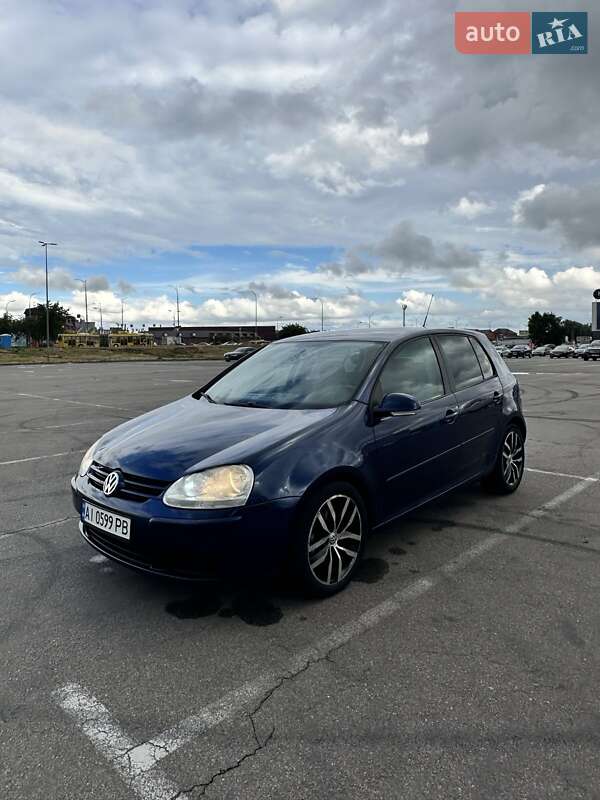 Хэтчбек Volkswagen Golf 2007 в Киеве
