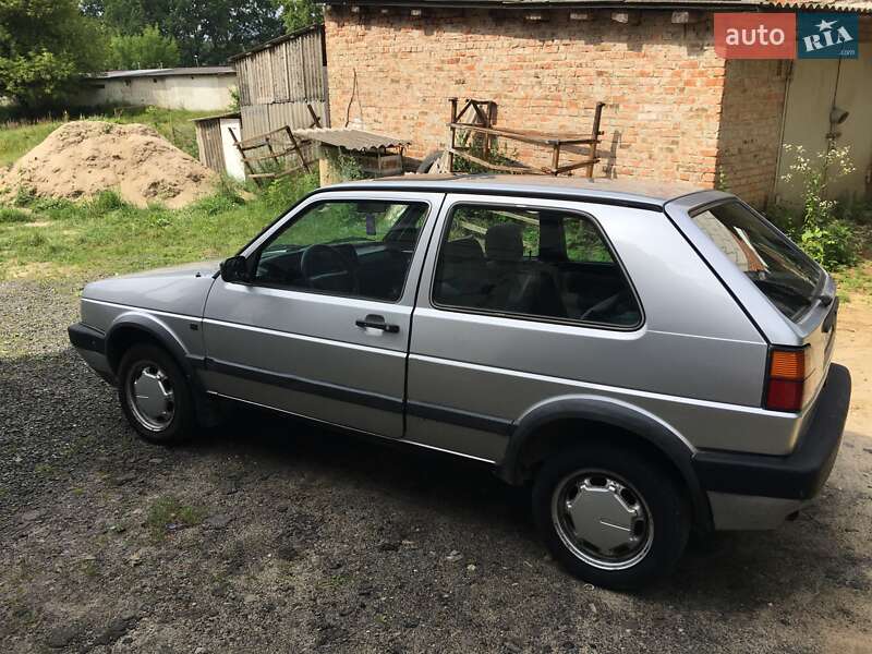 Хэтчбек Volkswagen Golf 1989 в Ковеле