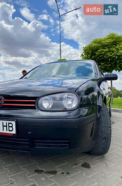 Хетчбек Volkswagen Golf 2003 в Новій Одесі