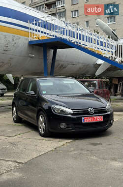 Хетчбек Volkswagen Golf 2010 в Луцьку