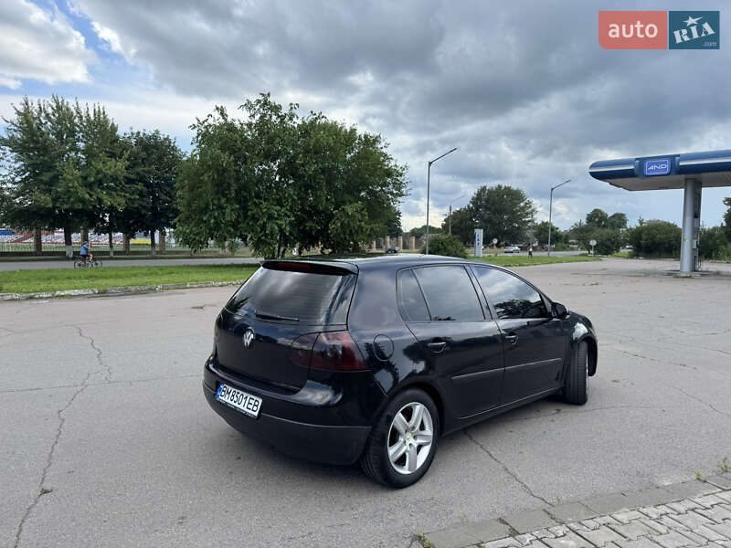 Хэтчбек Volkswagen Golf 2004 в Конотопе