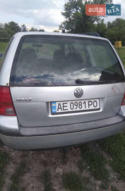 Універсал Volkswagen Golf 2002 в Перещепині