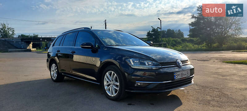 Універсал Volkswagen Golf 2017 в Конотопі