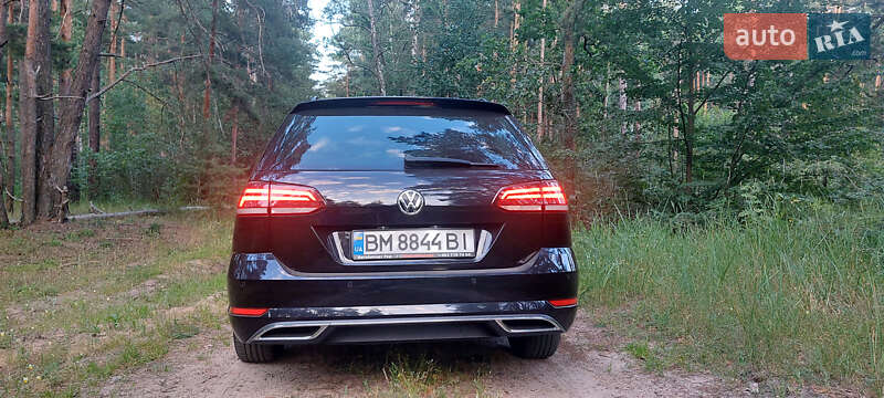 Універсал Volkswagen Golf 2017 в Конотопі