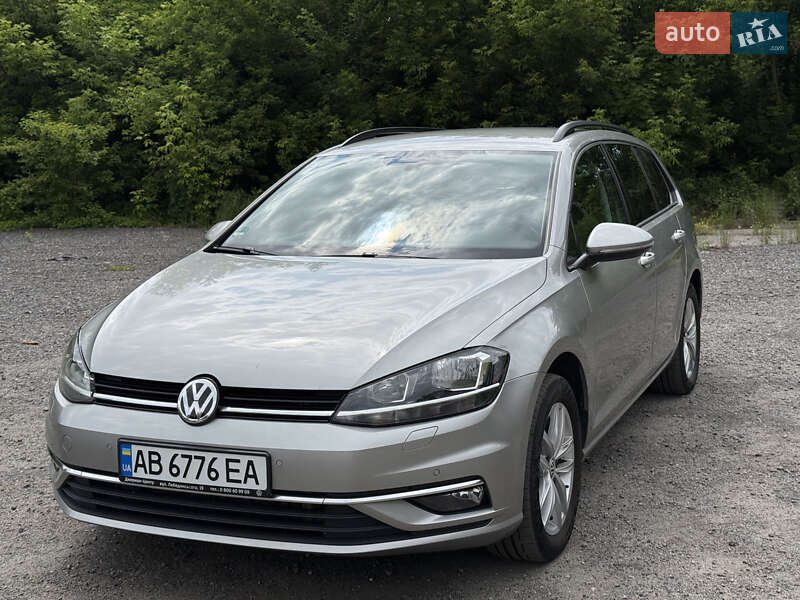 Універсал Volkswagen Golf 2019 в Вінниці