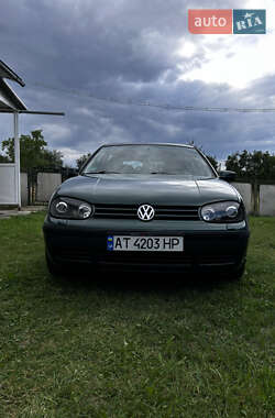 Хэтчбек Volkswagen Golf 1999 в Богородчанах