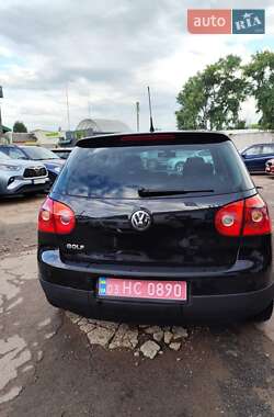 Хэтчбек Volkswagen Golf 2008 в 