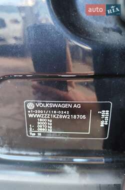 Хэтчбек Volkswagen Golf 2008 в 
