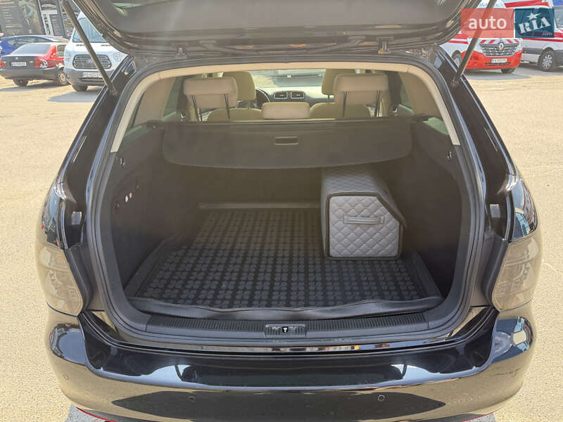 Универсал Volkswagen Golf 2013 в Киеве фото 10 Универсал Volkswagen Golf 2013 в Киеве