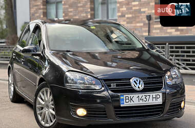 Хетчбек Volkswagen Golf 2008 в Рівному