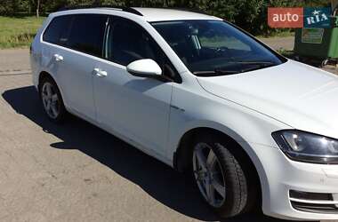 Універсал Volkswagen Golf 2015 в Львові