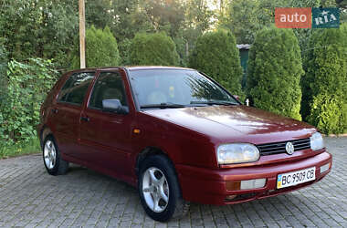 Хетчбек Volkswagen Golf 1997 в Львові