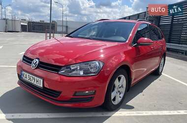 Универсал Volkswagen Golf 2015 в Киеве