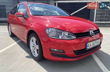 Универсал Volkswagen Golf 2015 в Киеве