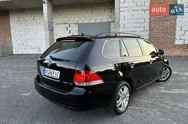 Универсал Volkswagen Golf 2009 в 