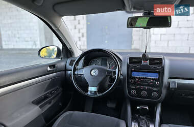 Универсал Volkswagen Golf 2009 в 