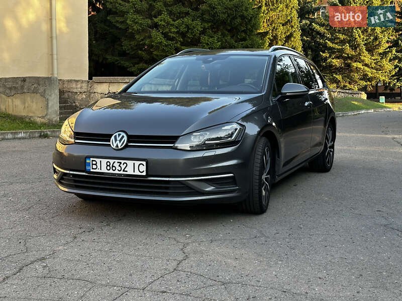 Універсал Volkswagen Golf 2017 в Полтаві