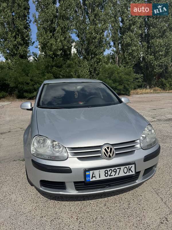 Volkswagen Golf 2004