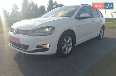 Универсал Volkswagen Golf 2014 в Ровно
